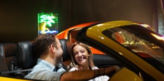 ‘Ραντεβού στα Τυφλά’ με μία Ford Mustang