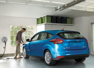 Η Ford Λανσάρει το 5θυρο Ford Focus Electric