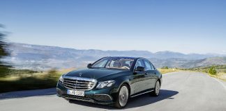 Η Mercedes-Benz E 350 e "πράσινη" και με την βούλα