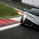 Η Lamborghini Veneno στην υγρή πίστα της Vallelunga (video)