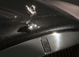Rolls-Royce Ghost με διαμαντόσκονη στο χρώμα