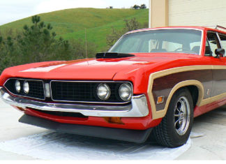 Ford Torino Squire Wagon σε πλειστηριασμό και γίνεται χαμός !
