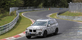 Κατασκοπεύοντας την BMW X7