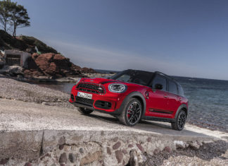 gonews Tο νέο MINI John Cooper Works Countryman