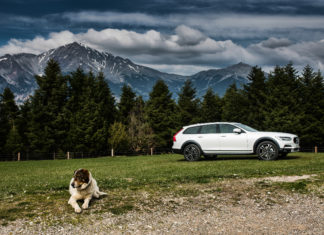 Το Volvo V90 Cross Country στην Ελλάδα