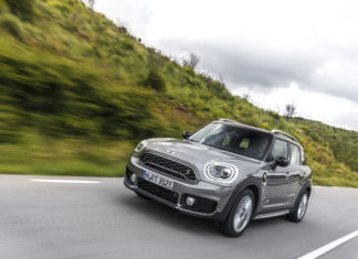 MINI Cooper S E Countryman ALL4: Μπήκε στη πρίζα… P90257562 highRes mini-cooper-s-e-coun