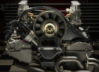 Συναρμολογώντας έναν κινητήρα SRT (VIDEO)