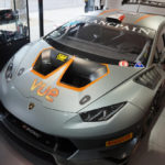 Πώς να γίνεις οδηγός αγώνων Lamborghini Καταρχήν αγοράζοντας μια Lamborghini Huracán Super Trofeo, ίσως αυτήν στις φωτογραφίες η οποία είναι ετοιμοπόλεμη.
