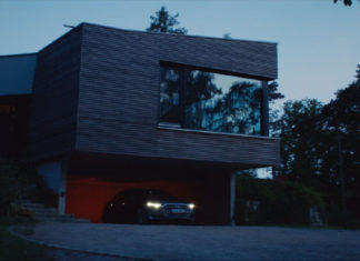VIDEO - Η νέα γενιά Audi A8 παρκάρει μόνη της
