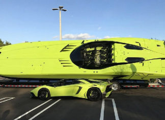 Lambo Aventador SV μαζί με το ταχύπλοο της