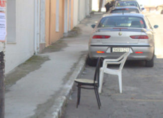 caf1a3dfb505ffed0d024130f58c5cfa-1