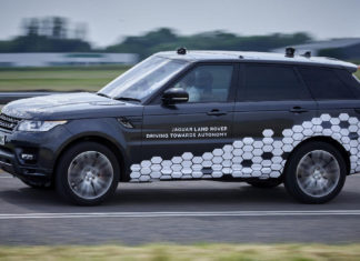 Αυτό το Range Rover πάει και μόνο του…