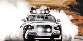VIDEO - Εντυπωσιακά burnouts με μια Rolls Royce