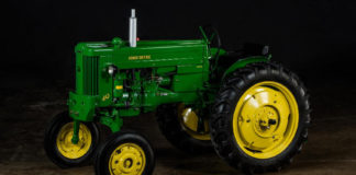 Ενα John Deere 8020 του 1964 πουλήθηκε για 150.000€