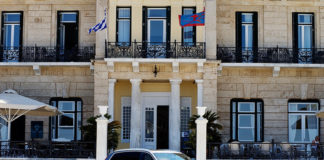VOLVO GRAND HOTEL POSEIDONION 2