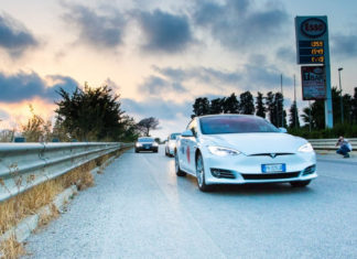 tesla 1000 1