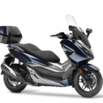 Το σκούτερ Forza 300 της Honda έρχεται πλήρως ανανεωμένο