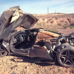 Εγκαταλειμμένη McLaren στην έρημο