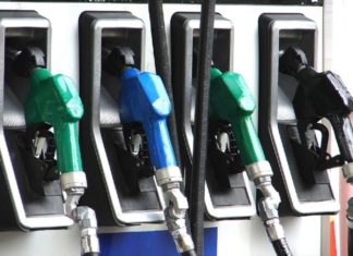Στα ύψη η τιμή της αμόλυβδης βενζίνης και πάλι !