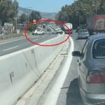 VIDEO – Mετωπική αυτοκινήτου που πήγαινε αντίθετα στην Λ. Αθηνών