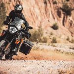 KTM 890 ADVENTURE για εκεί που τελειώνει ο δρόμος