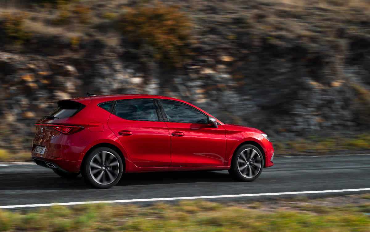 SEAT-Leon-e-HYBRID