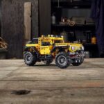 LEGO Technic Jeep Wrangler