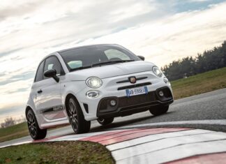 Abarth 595 Esseesse