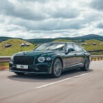 Η υβριδική γκάμα της Bentley επεκτείνεται με την Flying Spur Hybrid