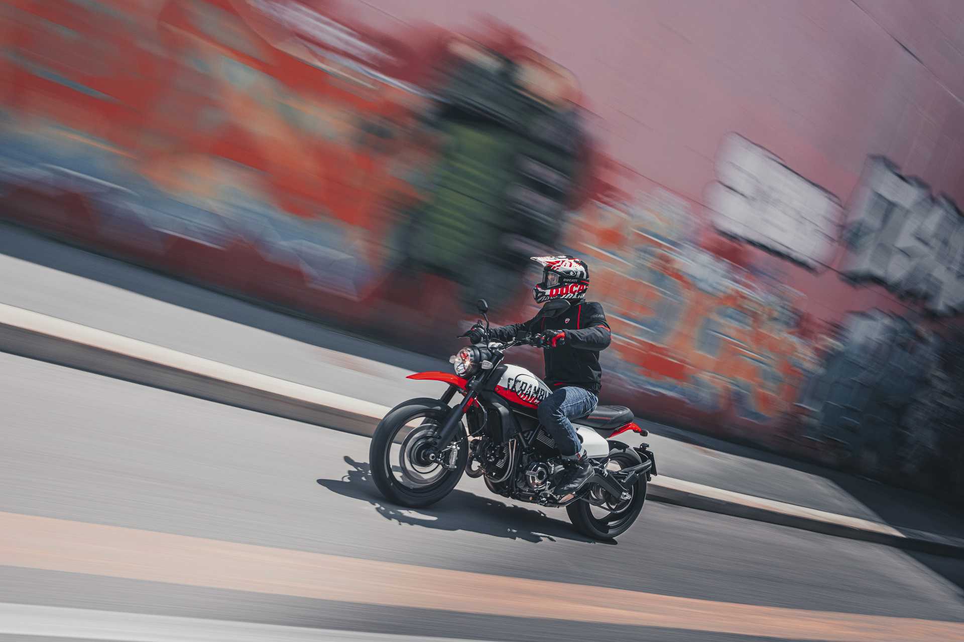 Ducati Scrambler Urban Motard