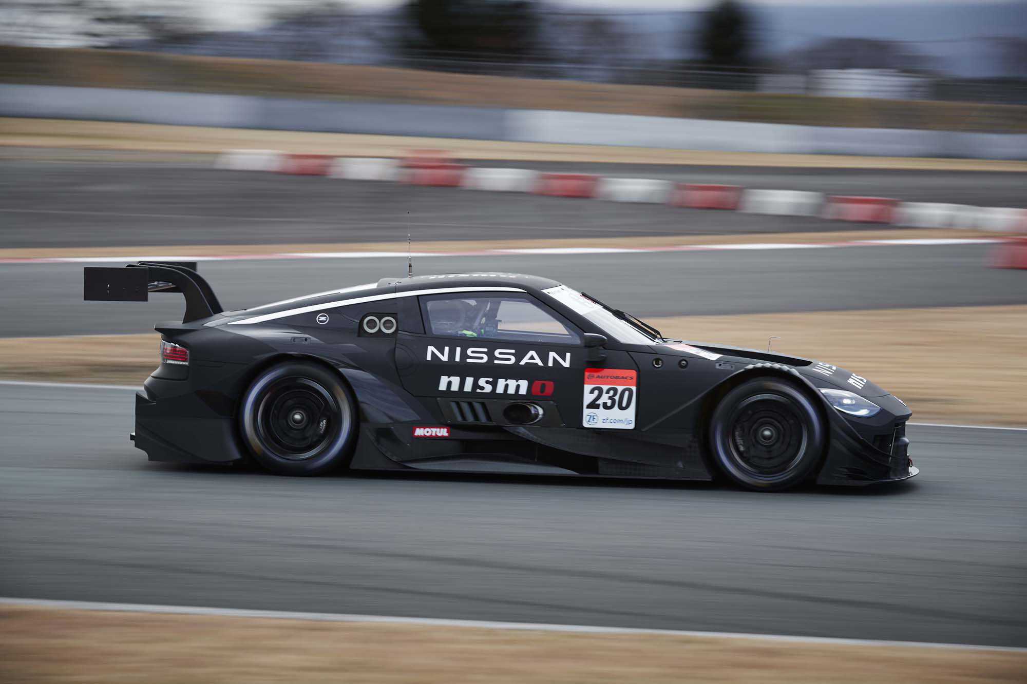 Nissan Z GT500