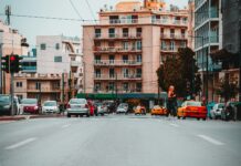 52η Επέτειος Πολυτεχνείου: Έκτακτες κυκλοφοριακές ρυθμίσεις. Ποιοι δρόμοι κλείνουν σε Αθήνα και Θεσσαλονίκη