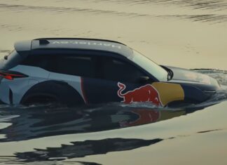 Mission imposible: Διάσχιση ποταμού με ηλεκτρικό SUV (video)