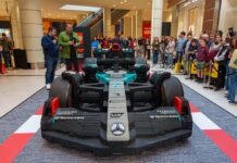 LEGO MERCEDES-AMG Petronas F1: Το μονοθέσιο με τα 400.000 τουβλάκια στην Ελλάδα