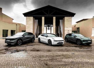 ZEEKR Test Drive Centers: Που θα οδηγήσετε τα νέα μοντέλα