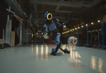 HYUNDAI: Το ρομπότ Atlas παίζει ποδόσφαιρο στο Μουντιάλ (video)