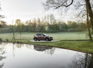 TOYOTA yaris cross, το δημοφιλέστερο νέο αυτοκίνητο στην Ελλάδα το πρώτο εξάμηνο του 2026.