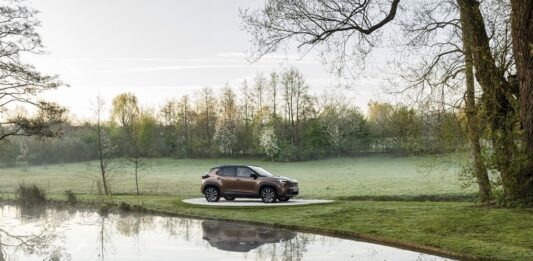 TOYOTA yaris cross, το δημοφιλέστερο νέο αυτοκίνητο στην Ελλάδα το πρώτο εξάμηνο του 2026.