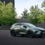 Νέο LEXUS NX 450h+ 2026 με 307 ίππους και ηλεκτρική αυτονομία πάνω από 100 χλμ.