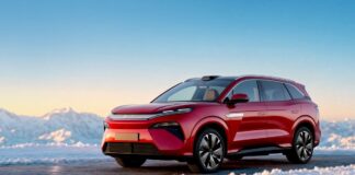 BYD ATTO 8