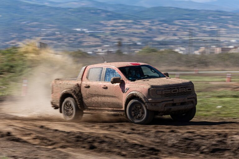 Mustasng Raptor FORD Ready, Set: Από το Ranger Raptor στη Mustang Dark Horse - Η ...