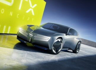 OPEL STX Concept ηλεκτρικό Sports Tourer με δυναμική σχεδίαση